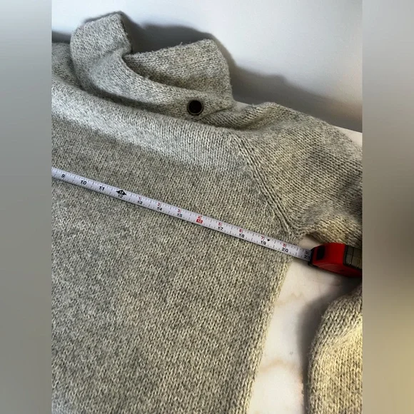 Roots Beige/Grey Knit Cowl Neck Pullover Sweater – Size XL, Cozy & Stylish - Picture 9 of 13